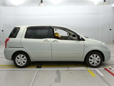 Toyota Raum