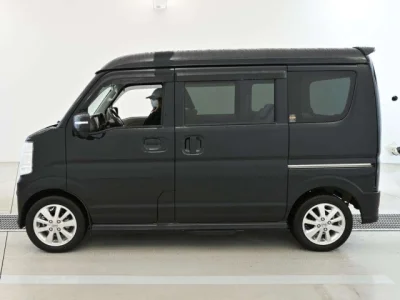 Nissan NV100 Clipper Rio