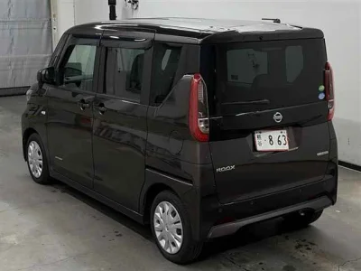 Nissan ROOX