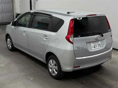 Toyota Passo Sette