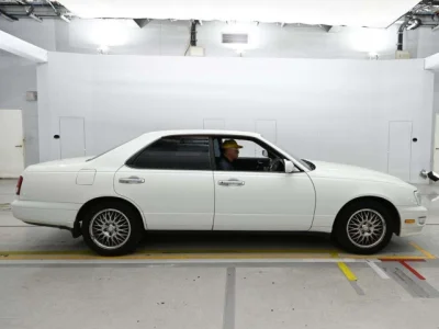 Nissan CEDRIC
