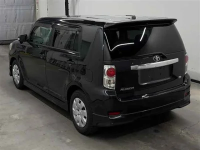 Toyota Corolla Rumion