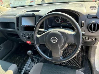 Nissan AD
