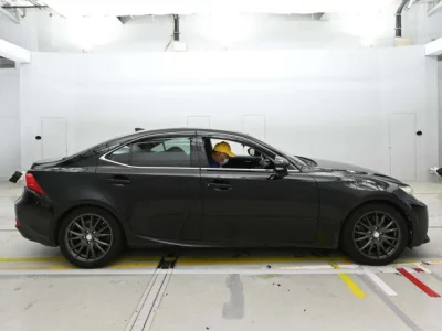Lexus IS350