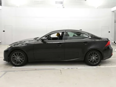Lexus IS350
