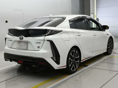 Toyota Prius PHV