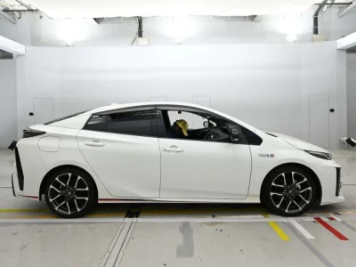 Toyota Prius PHV