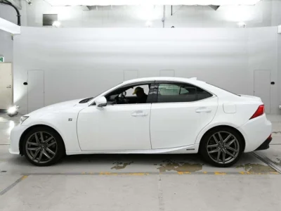 Lexus IS300h