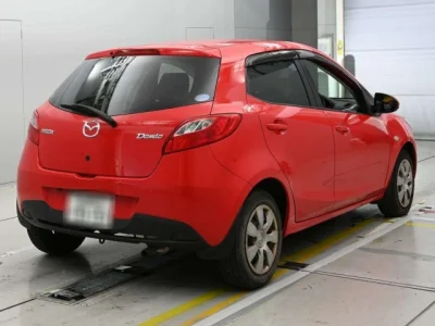 Mazda DEMIO