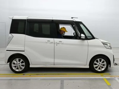 Mitsubishi eK X Space