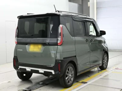 Mitsubishi Delica Mini