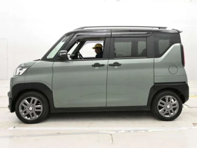 Mitsubishi Delica Mini