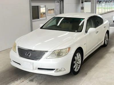 Lexus LS460L