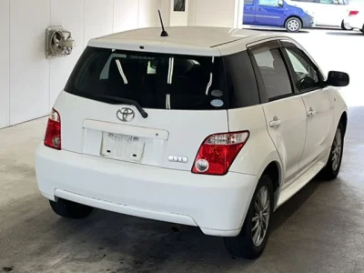 Toyota Ist