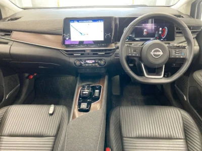 Nissan Aura