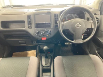Nissan AD