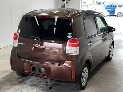 Toyota Spade