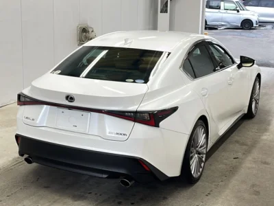 Lexus IS300h