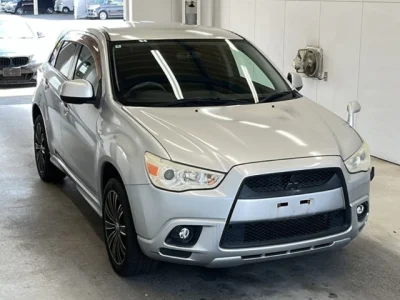 Mitsubishi RVR