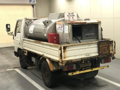 Mazda Titan