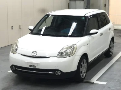 Mazda Verisa