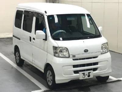 Toyota Pixis Van