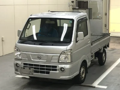 Nissan NT100 Clipper