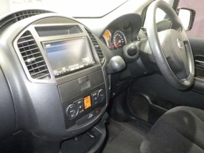 Nissan Lafesta