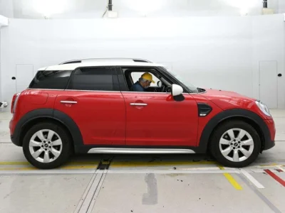 MINI Crossover