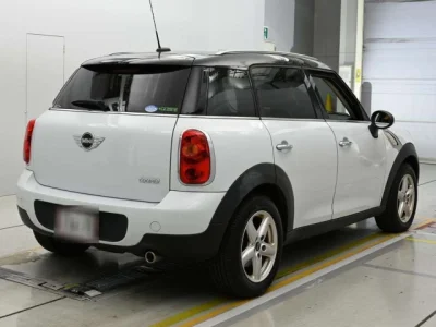 MINI Crossover