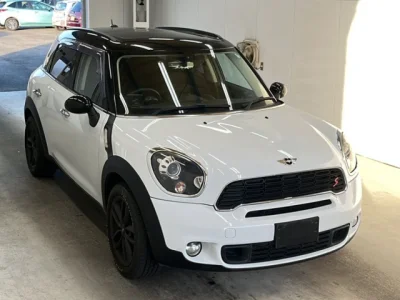 MINI Crossover