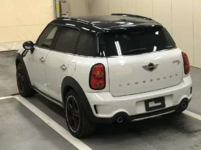 MINI Crossover