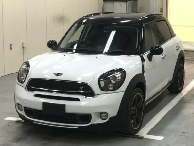 MINI Crossover