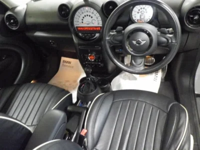 MINI Crossover
