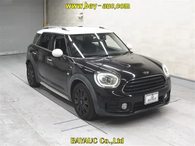 MINI Crossover