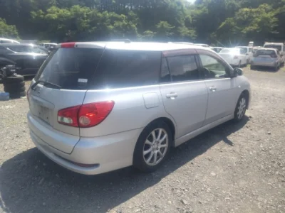 Nissan WINGROAD