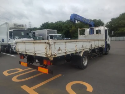 Isuzu Forward