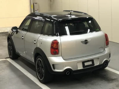 MINI Crossover