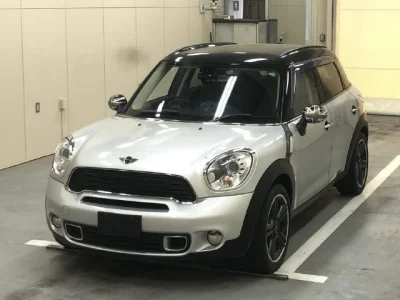 MINI Crossover