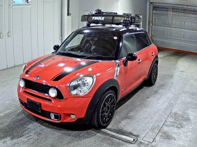 MINI Crossover