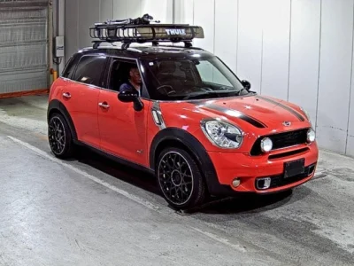 MINI Crossover