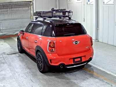 MINI Crossover