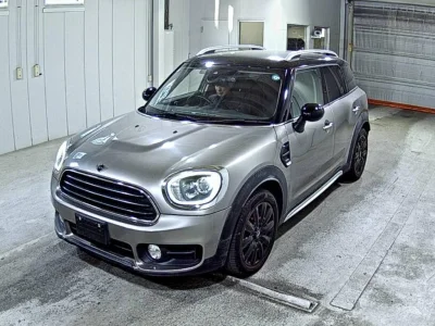 MINI Crossover