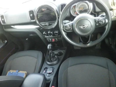 MINI Crossover