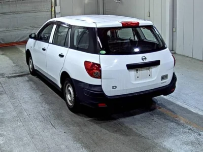 Nissan AD