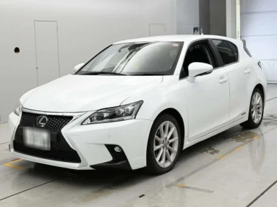 Lexus CT200h