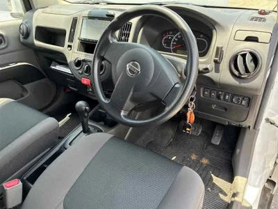 Nissan AD