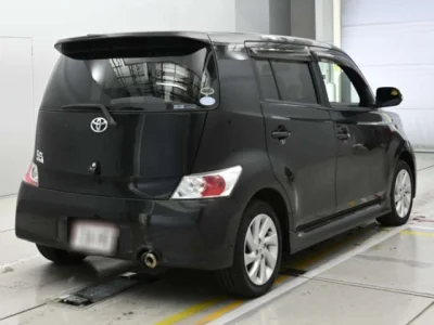 Toyota bB