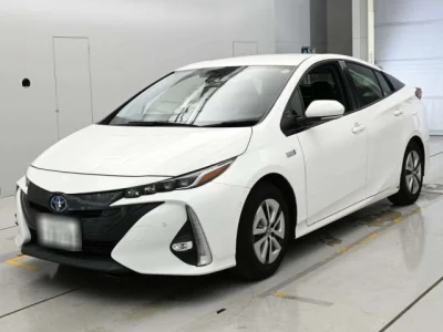 Toyota Prius PHV