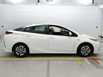 Toyota Prius PHV